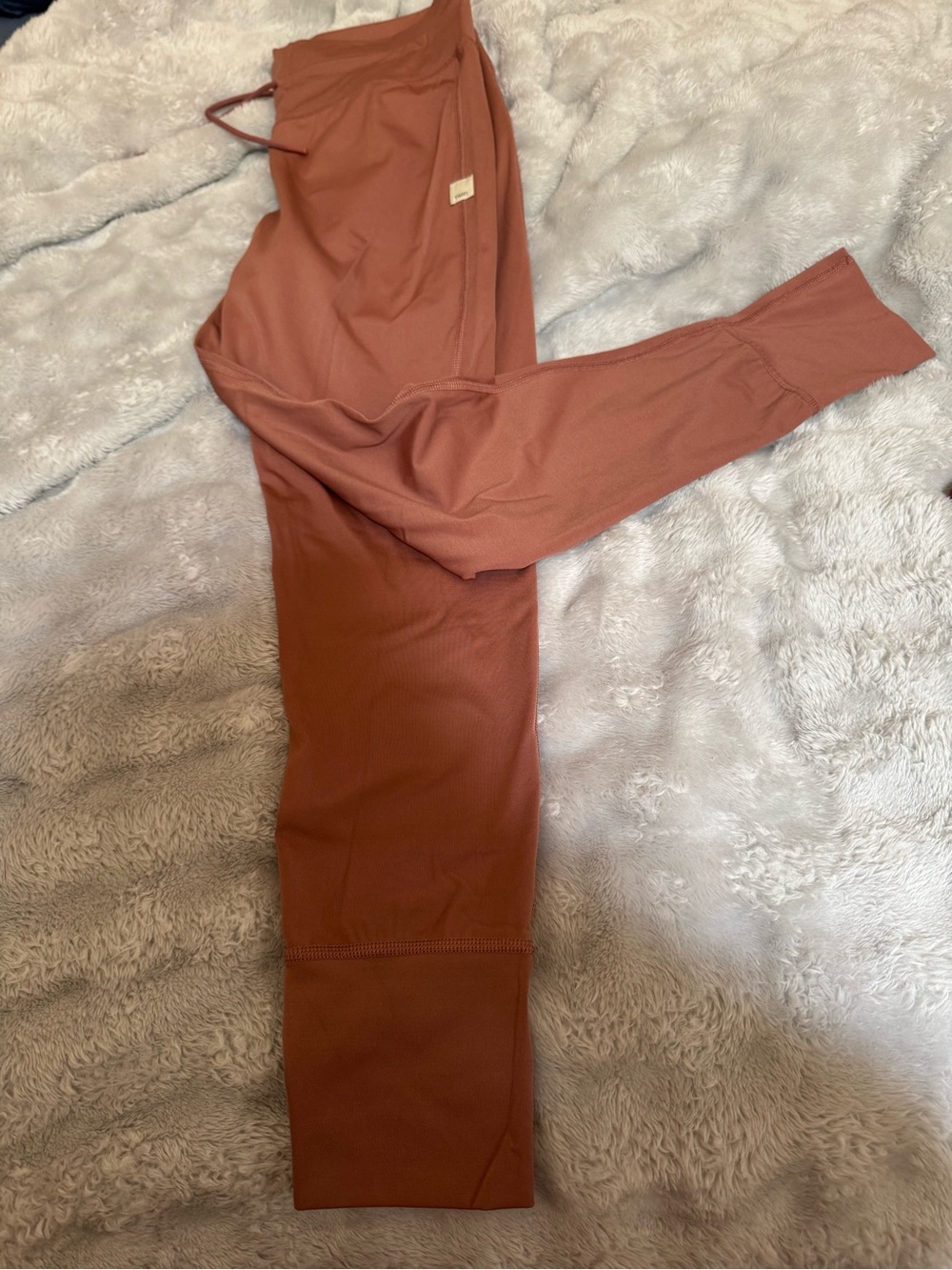 Vuori Cinnamon Daily Joggers - Picture 2 of 3